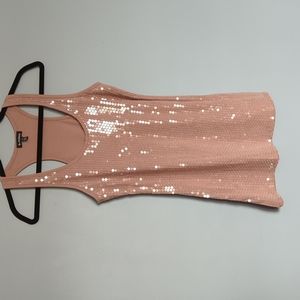 Le Chateau Sequin Tank.